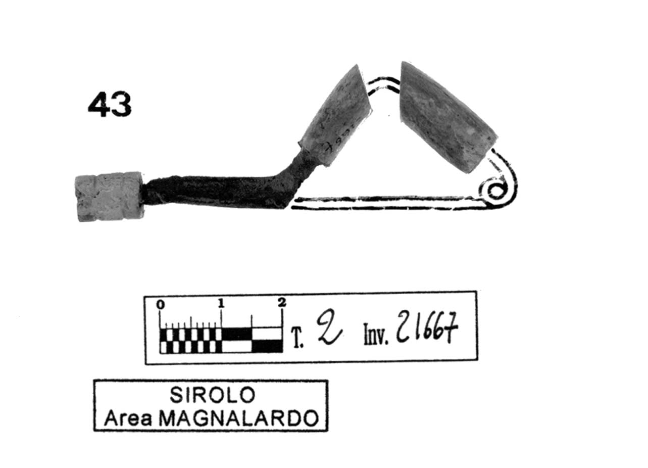 fibula con arco rivestito - fase Piceno IV B (fine/ inizio secc. VI-V a.C)