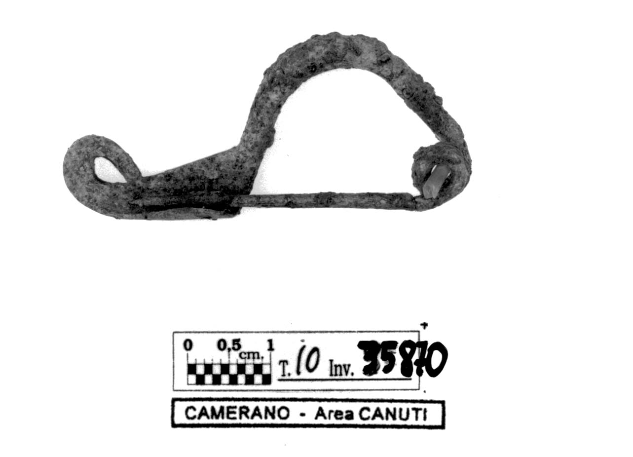 fibula - fase Piceno V (prima metà sec. V a.C)