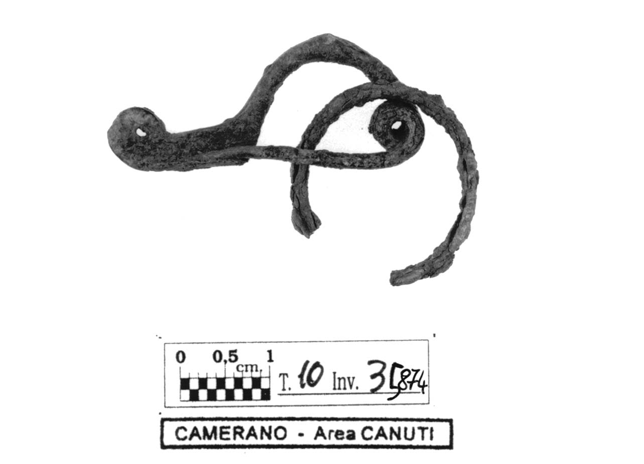 fibula - fase Piceno V (prima metà sec. V a.C)