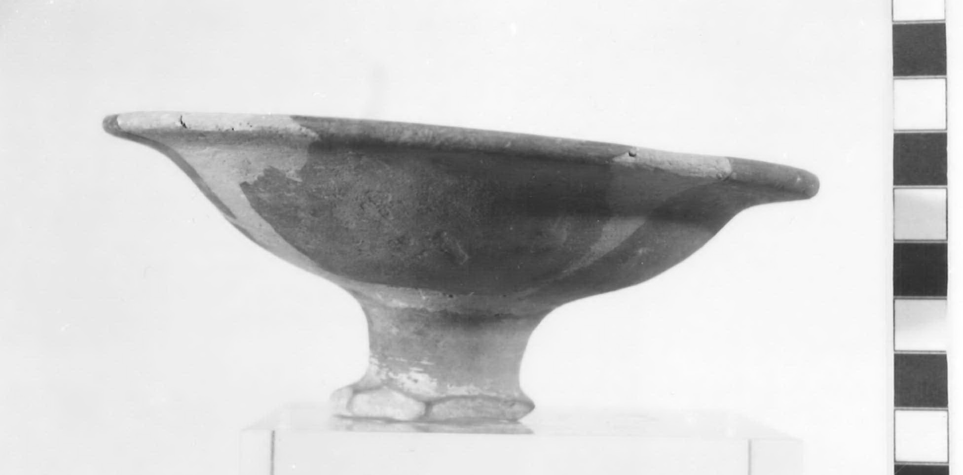 piattello - Piceno V (fine sec. V a.C)