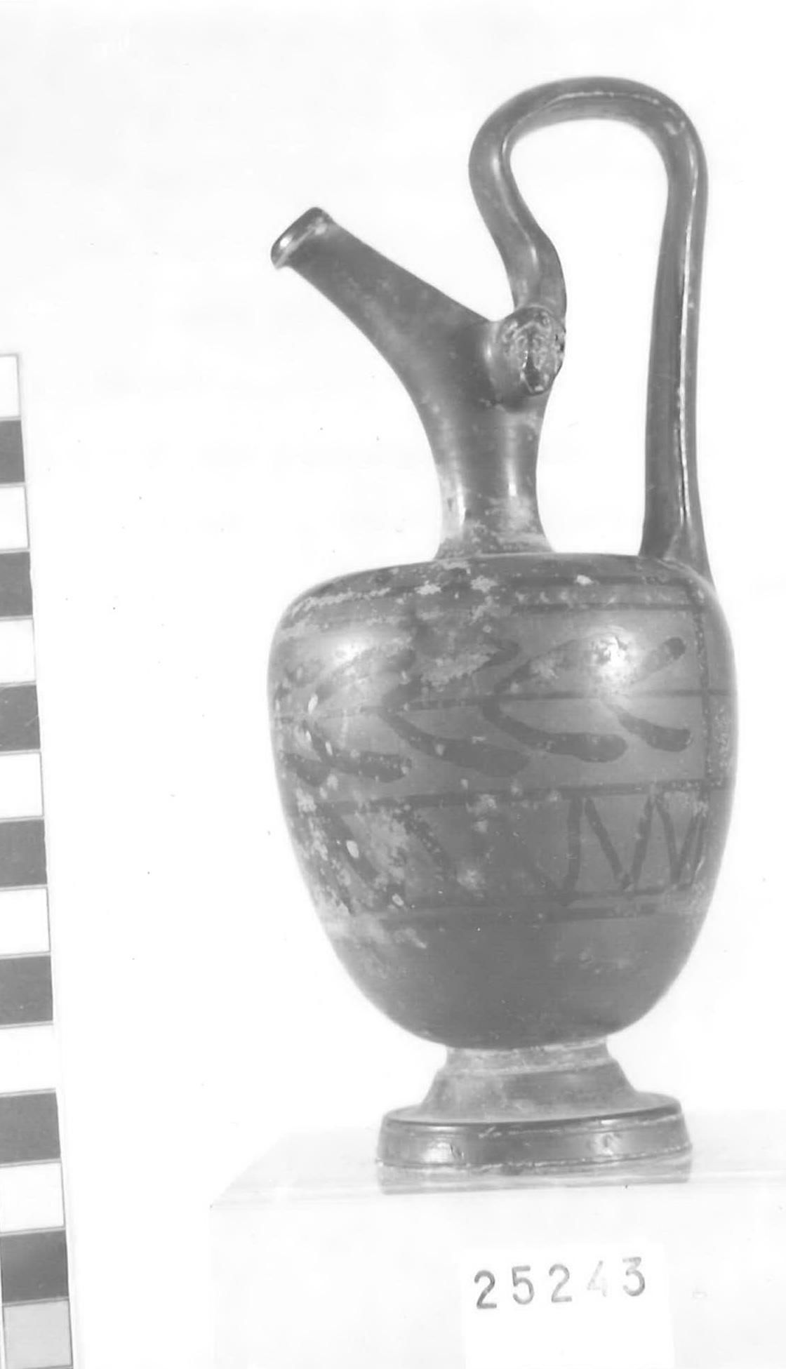 epichysis, "Xenon Group" - Piceno V (fine sec. V a.C)