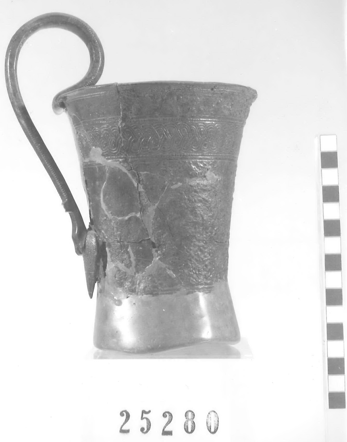 kyathos - Piceno V, fabbrica etrusca (fine sec. V a.C)