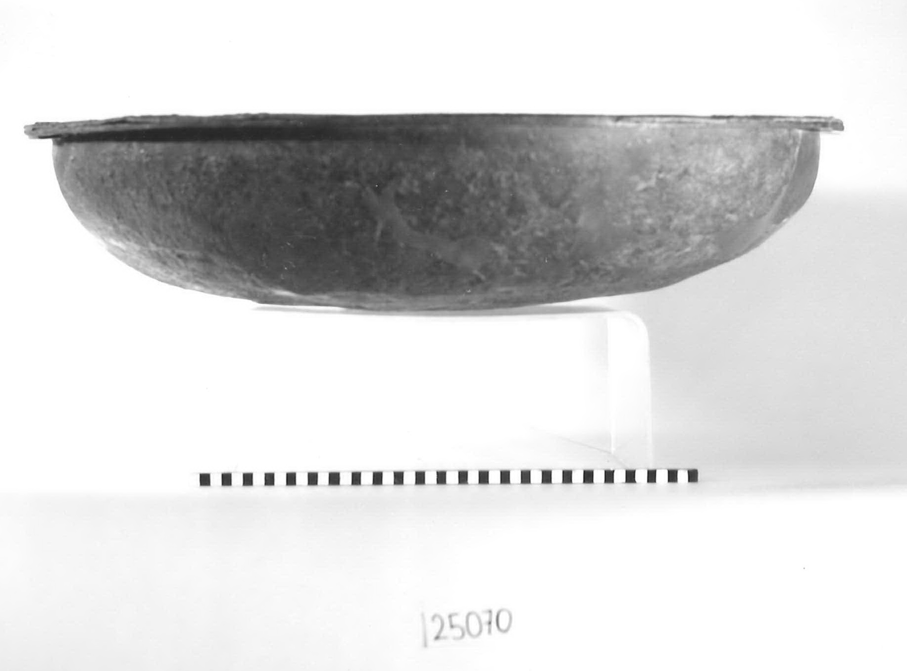 calderone - Piceno V, fabbrica etrusca (fine sec. V a.C)