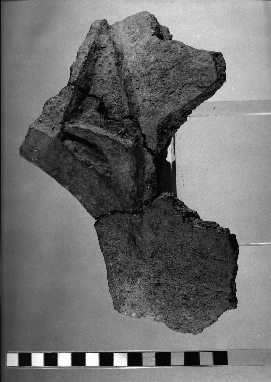 fornello (secc. XVI-XI a.C)