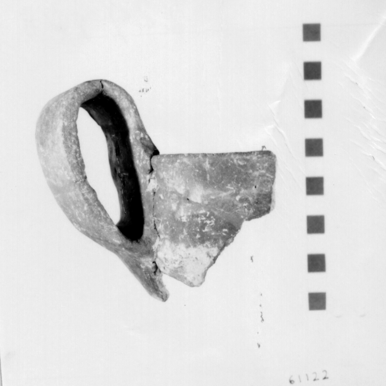 tazza/ frammento (Bronzo recente)