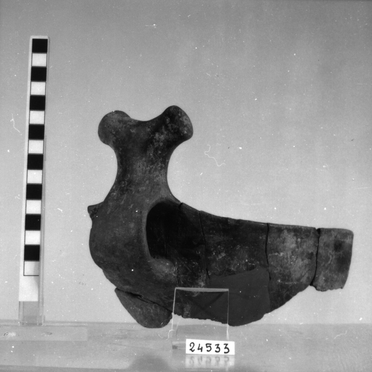 ciotola a corpo arrotondato/ frammento (Bronzo recente)