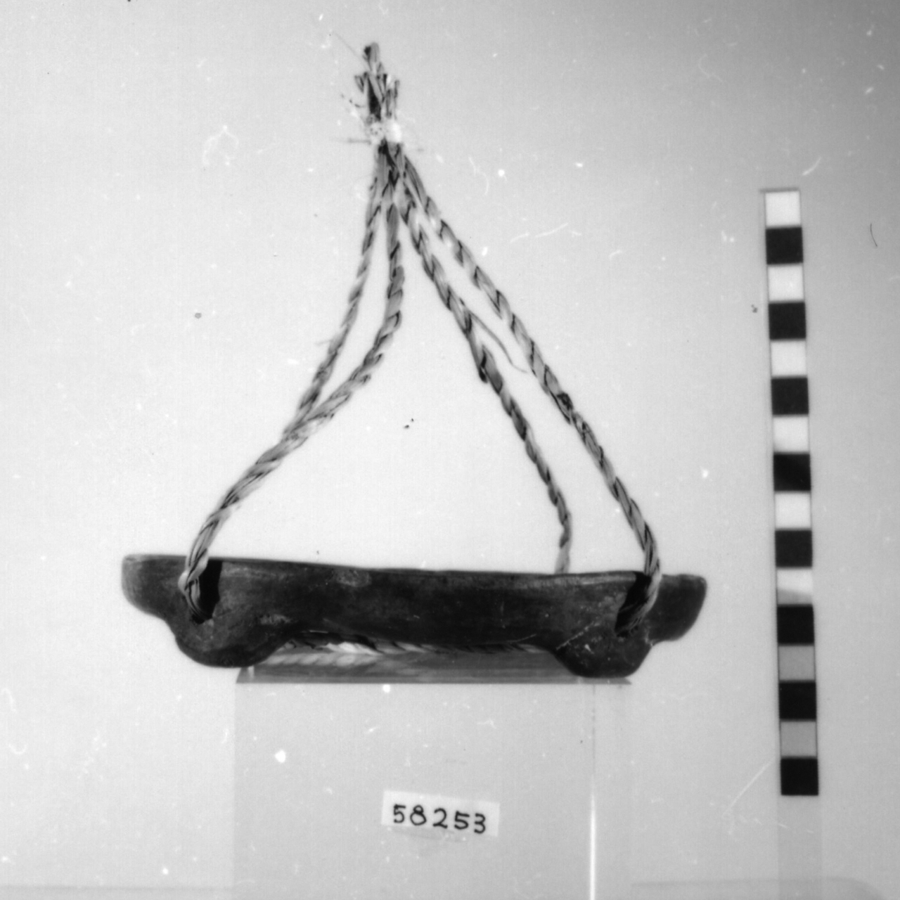 piatto/ frammento (Bronzo medio 1-2)