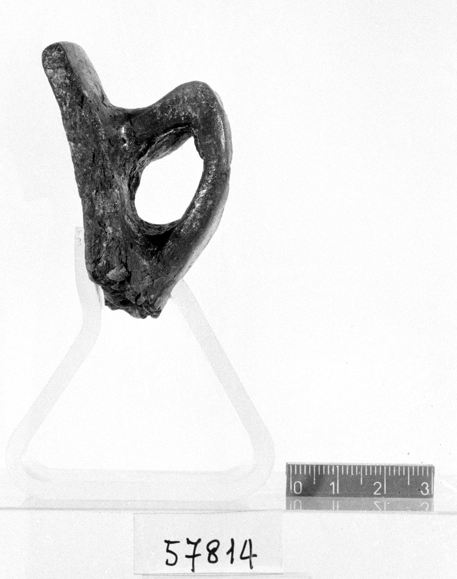 ansa di tazza (Bronzo medio)