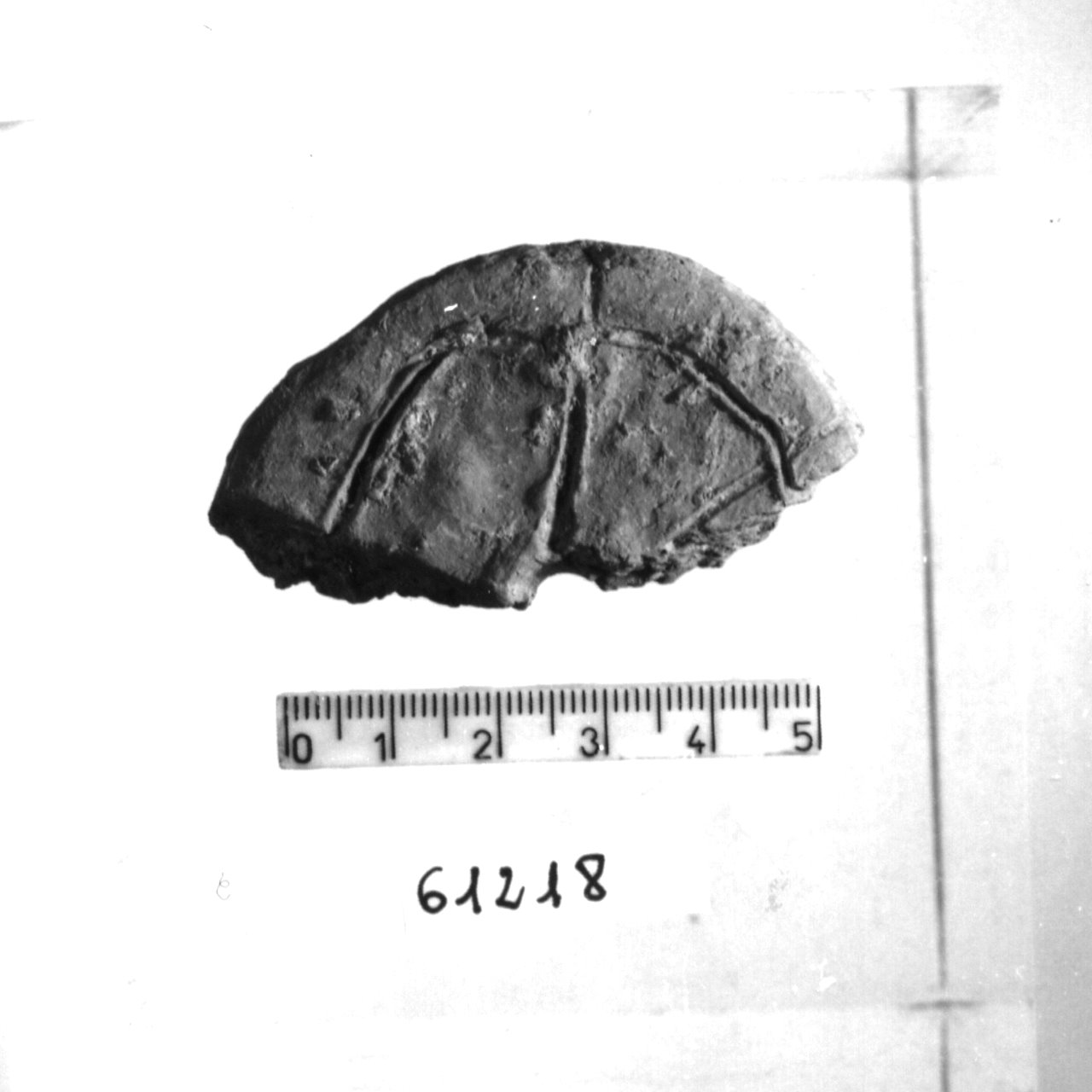 fuseruola lenticolare/ frammento (Eneolitico)