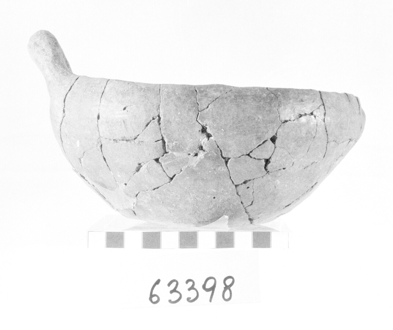 scodella-coperchio - Protovillanoviano (Bronzo finale)