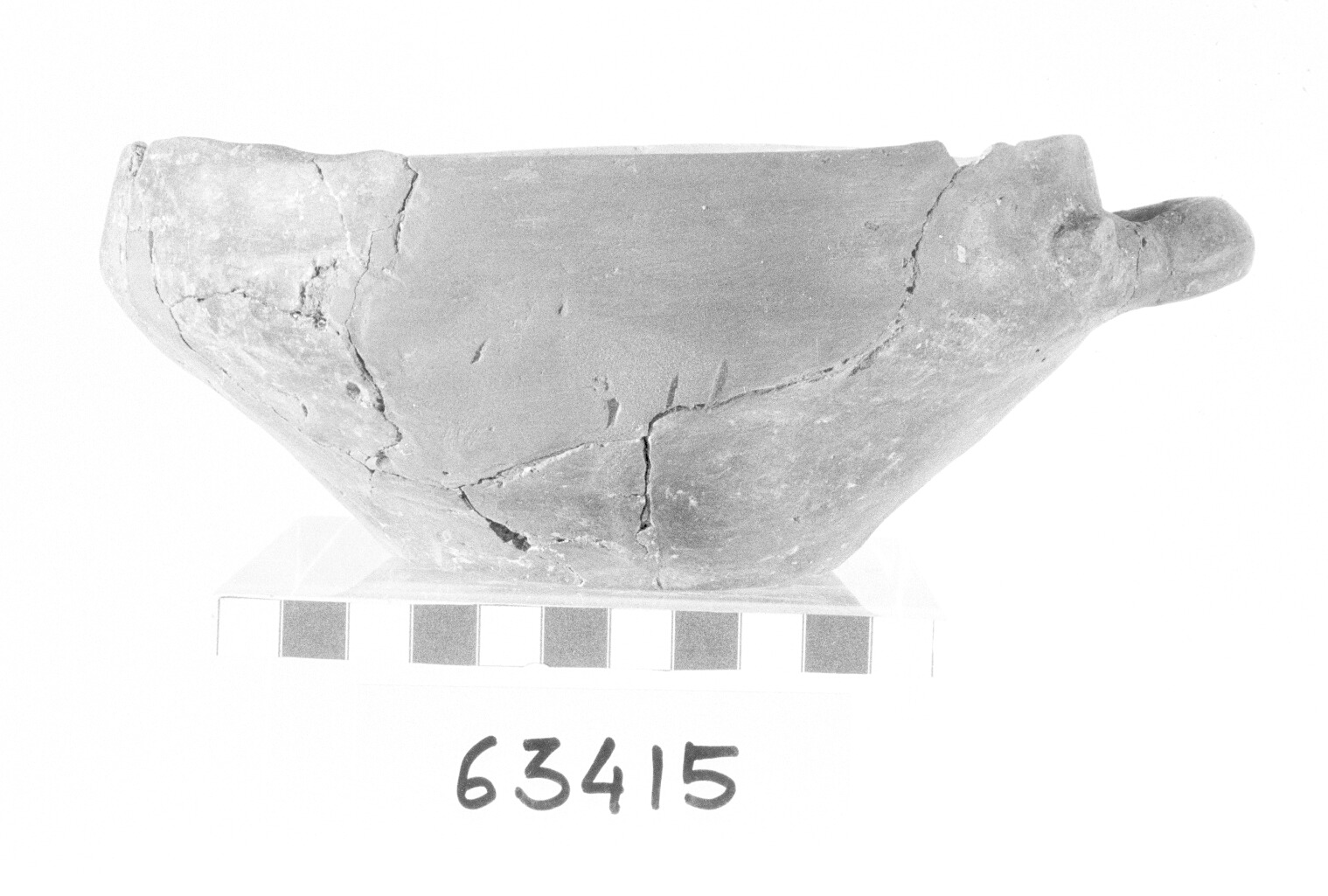 scodella-coperchio - Protovillanoviano (Bronzo finale)