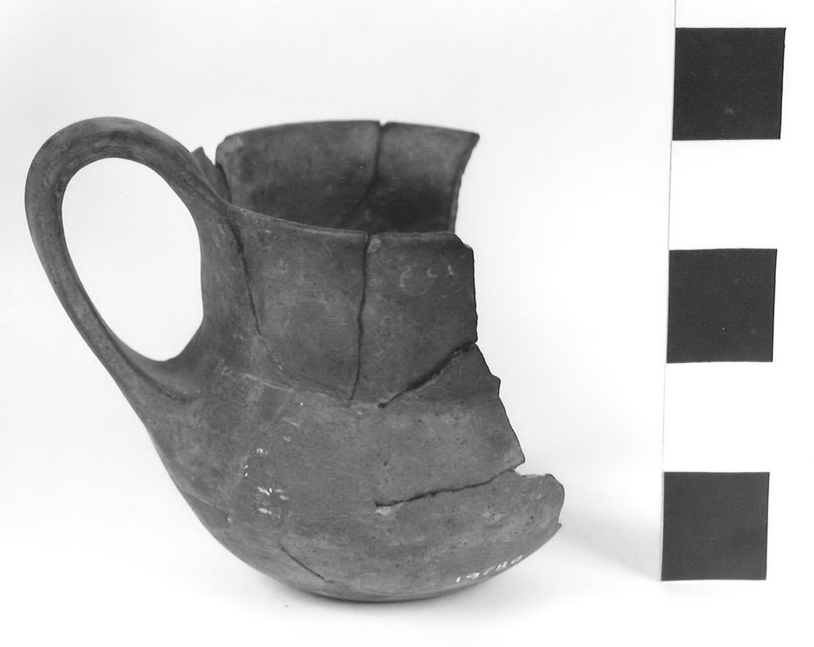 kantharos - fase Piceno III (terzo quarto sec. VII a.C)