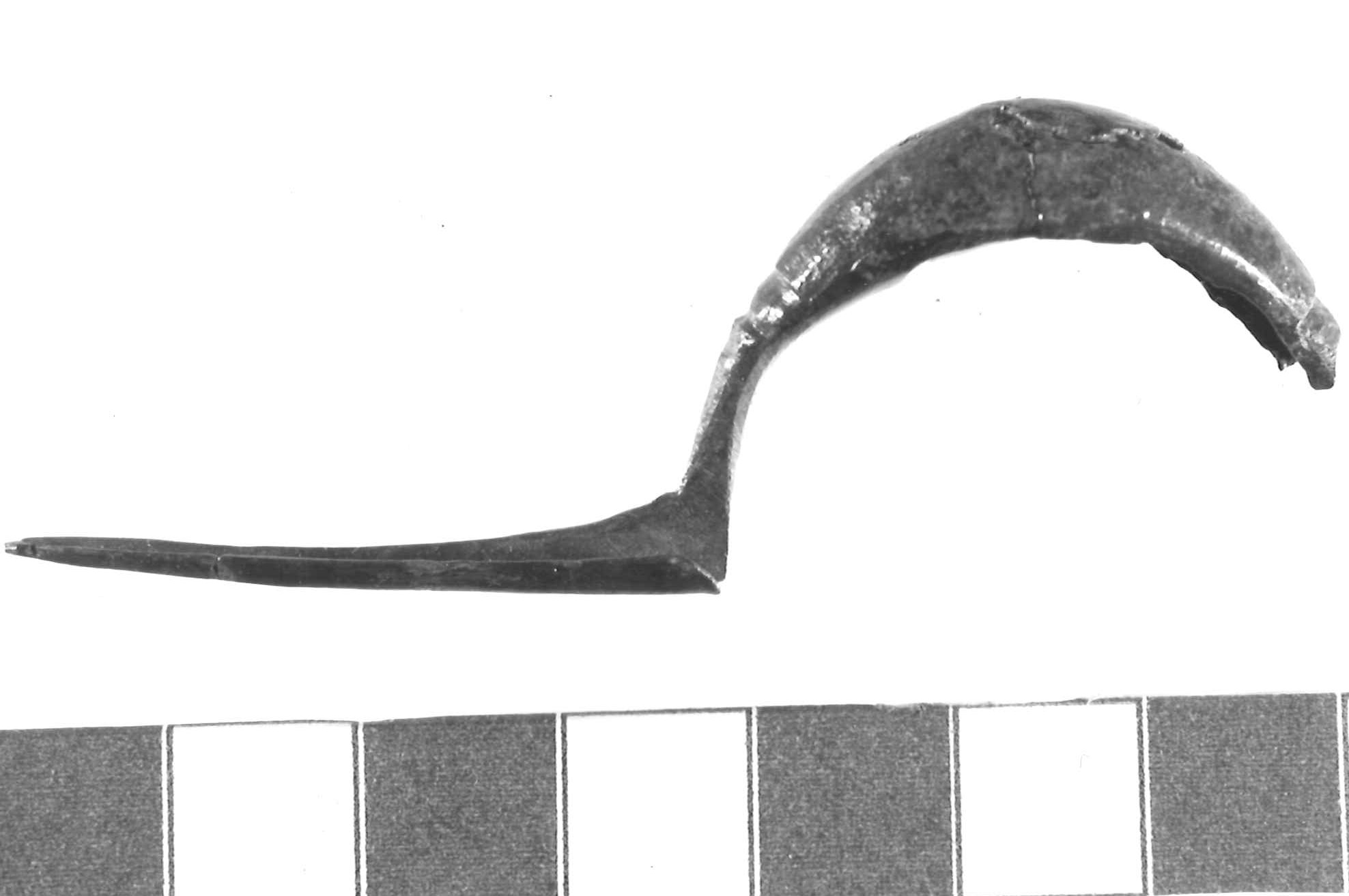 fibula a sanguisuga - Piceno III (secc. VII-VI a.C)