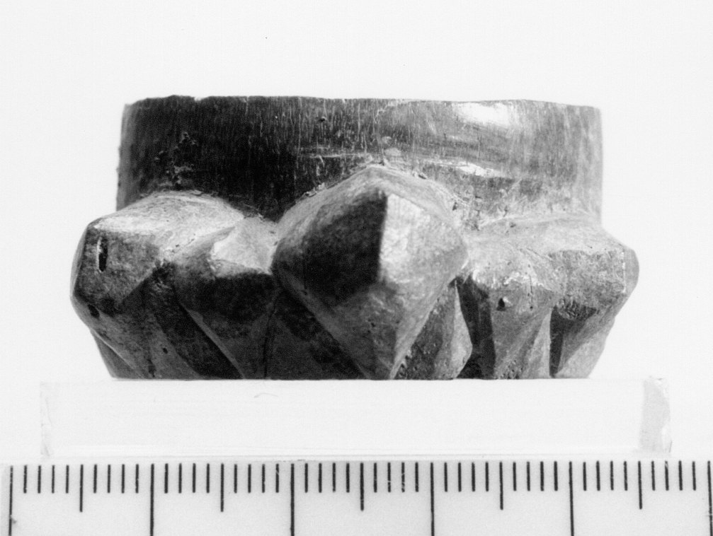 piede ferino (elemento decorativo) - fase Piceno III (secc. VII-VI a.C)