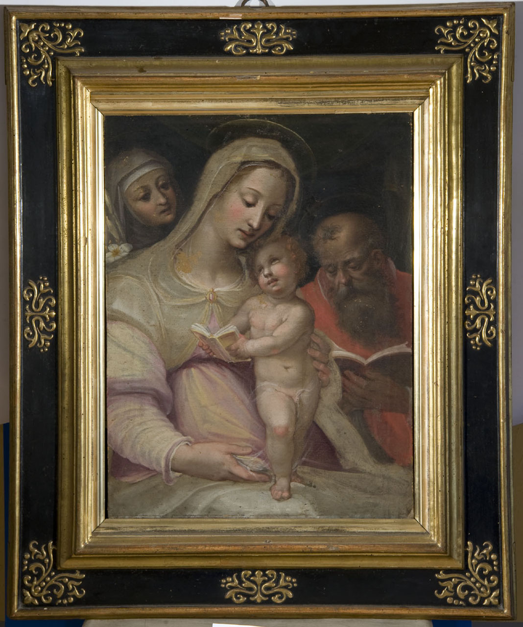 Madonna con Bambino che tiene in mano un libro tra San Girolamo e Santa Caterina da Siena (dipinto) - ambito senese (seconda metà sec. XVI)