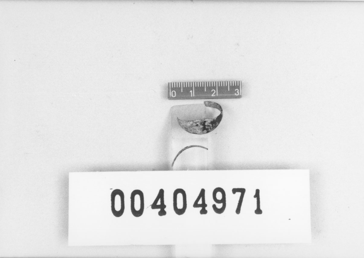 anello a castone (arcaico)