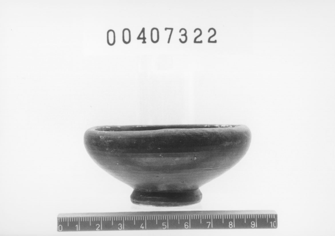 coppetta (IV sec. a.C.-III sec. a.C)