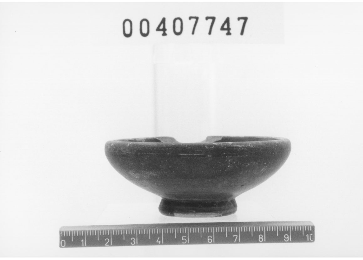 coppetta (IV sec. a.C.-III sec. a.C)