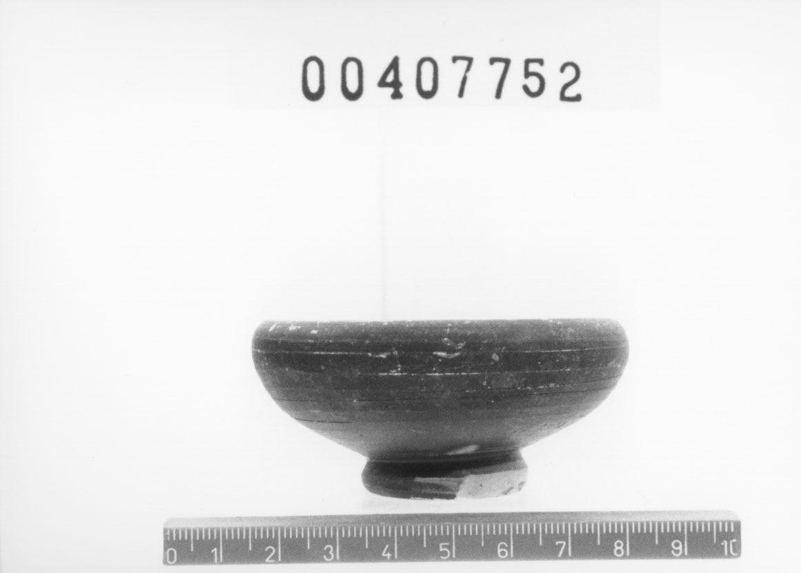 coppetta (IV sec. a.C.-III sec. a.C)