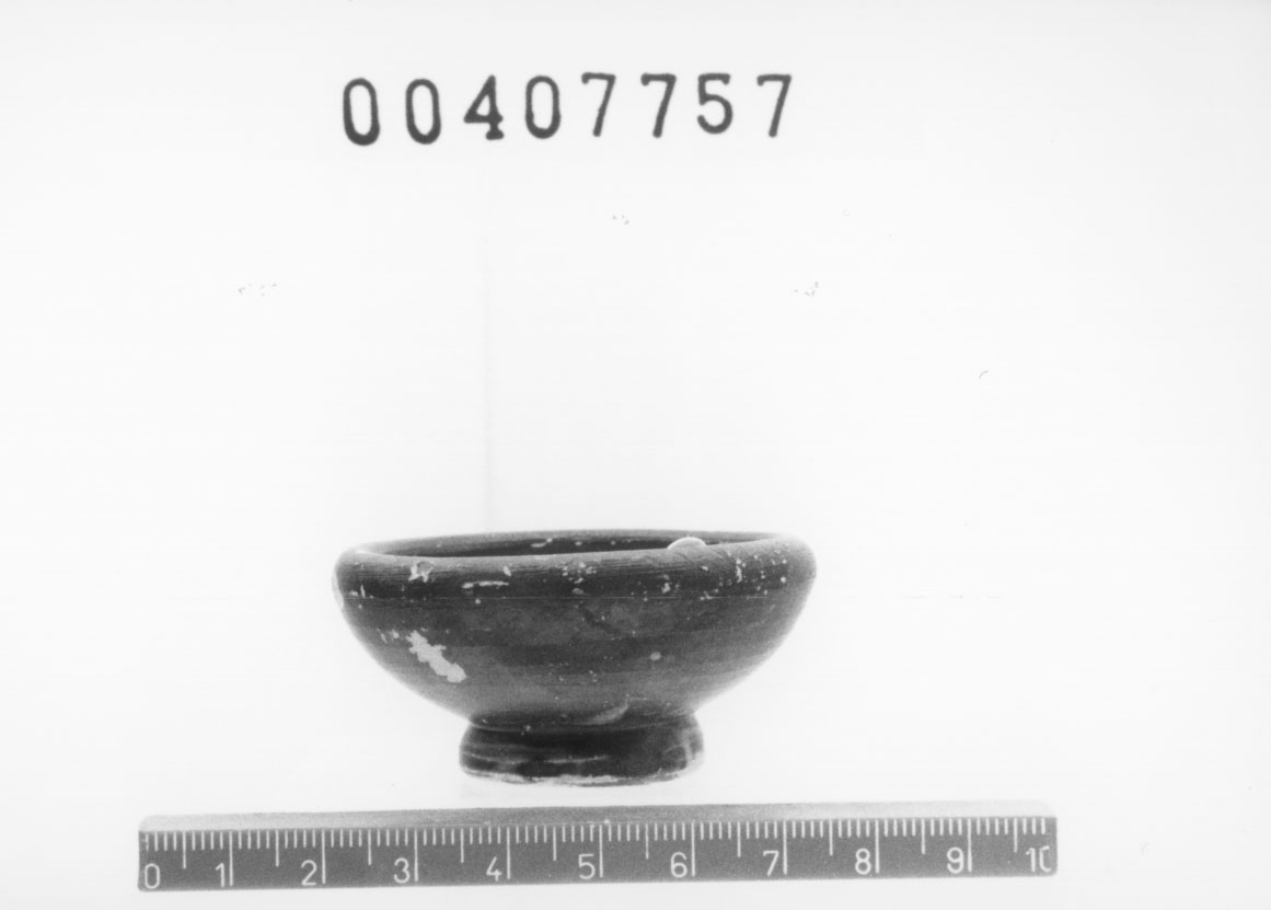 coppetta (IV sec. a.C.-III sec. a.C)