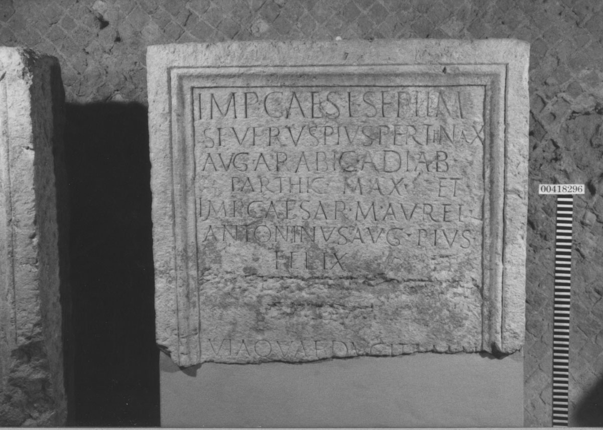 lastra con iscrizione (III sec. a.C)