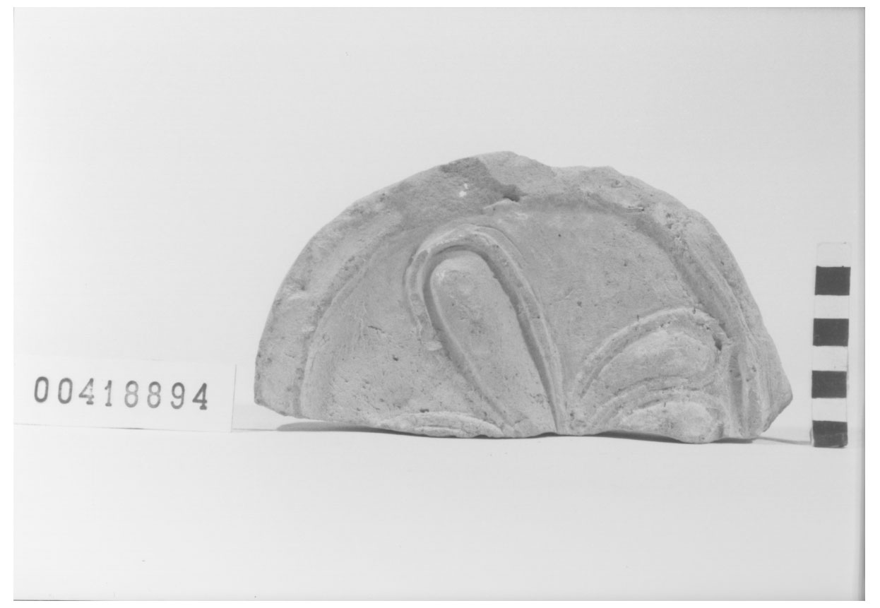 lastra di rivestimento/frammento (III sec. a.C)