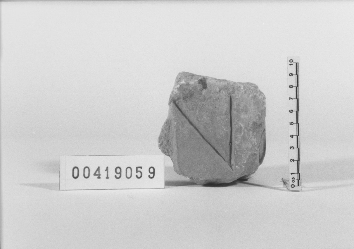 lastra con iscrizione/frammento (Età imperiale)