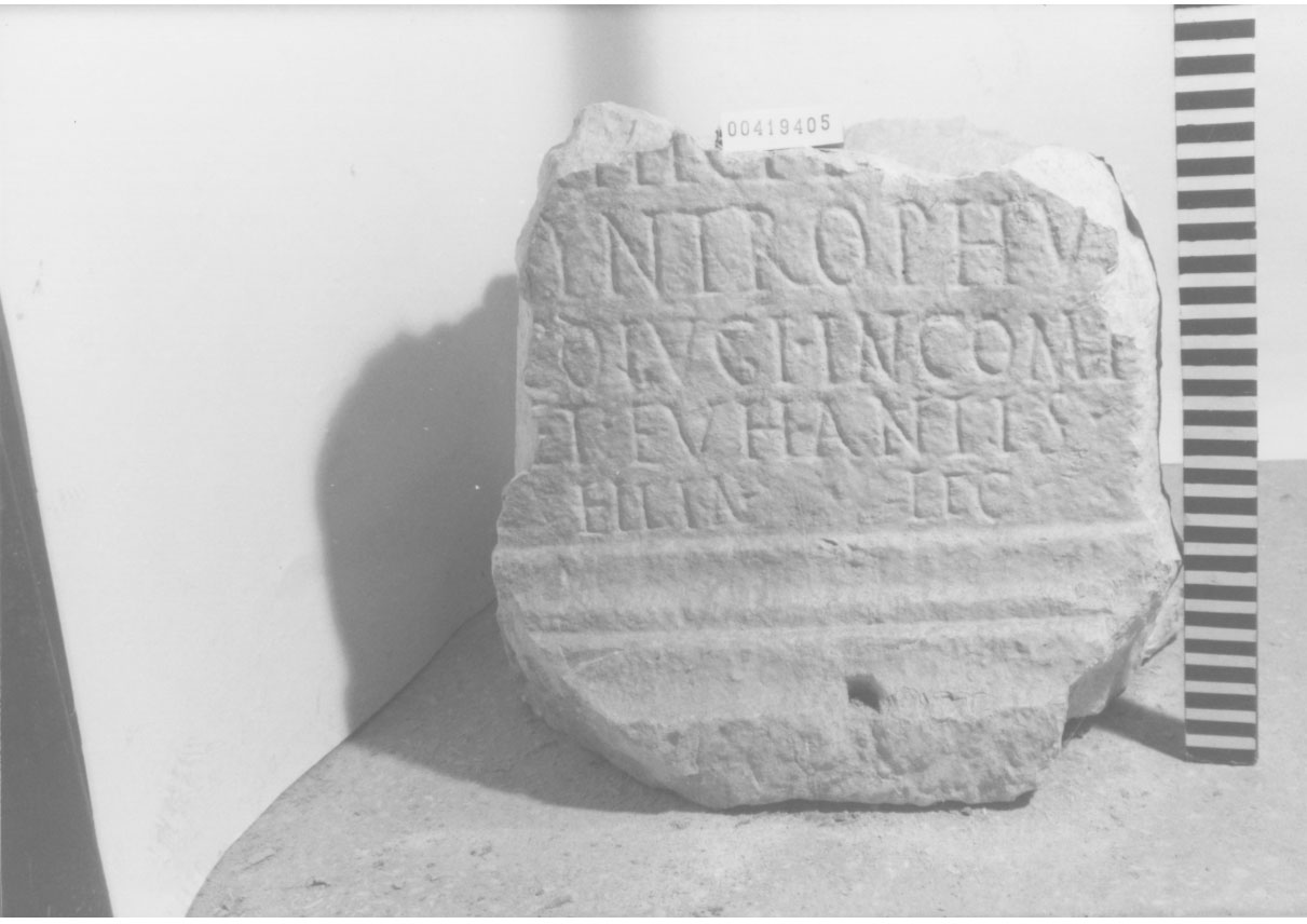 cippo/frammento (Età imperiale)