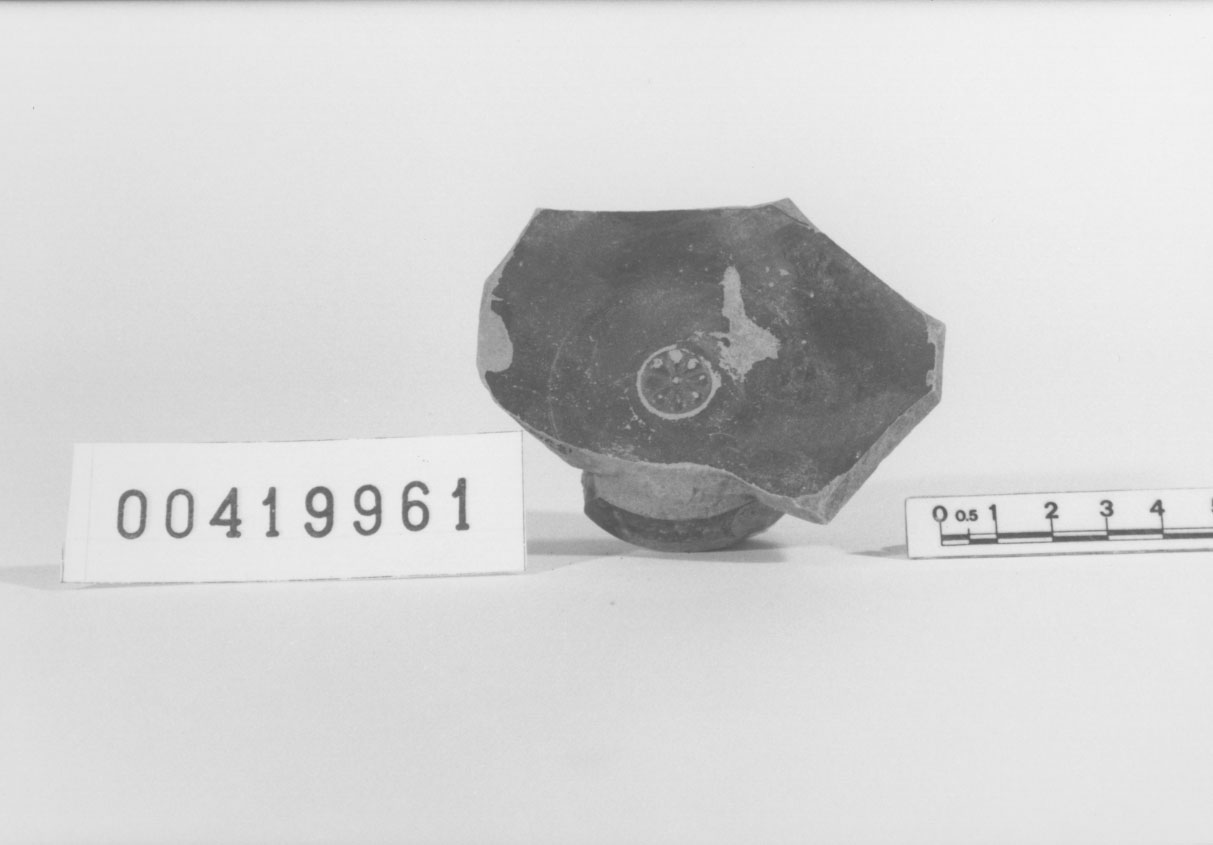 coppa/frammento (III sec. a.C)