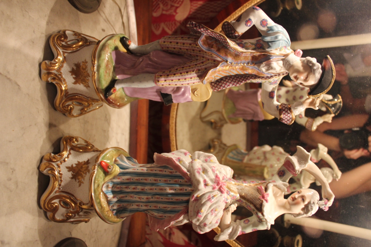 Dama (statuetta) - manifattura di Meissen (?) (prima metà sec. XIX)