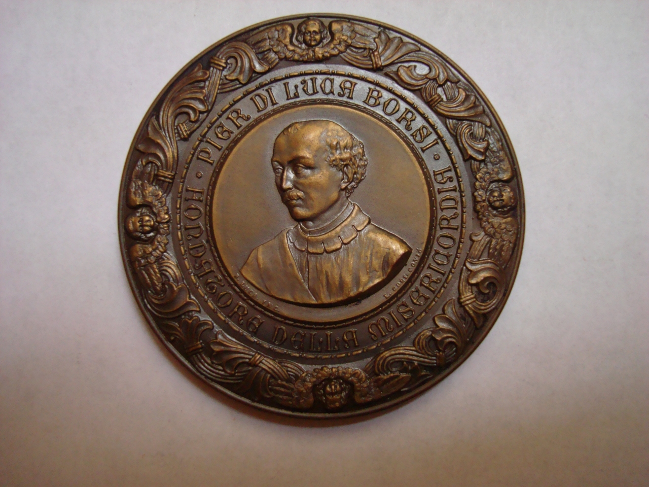 ritratto di Piero di Luca Borsi (medaglia) di Gori Luigi, Luca R (sec. XX)