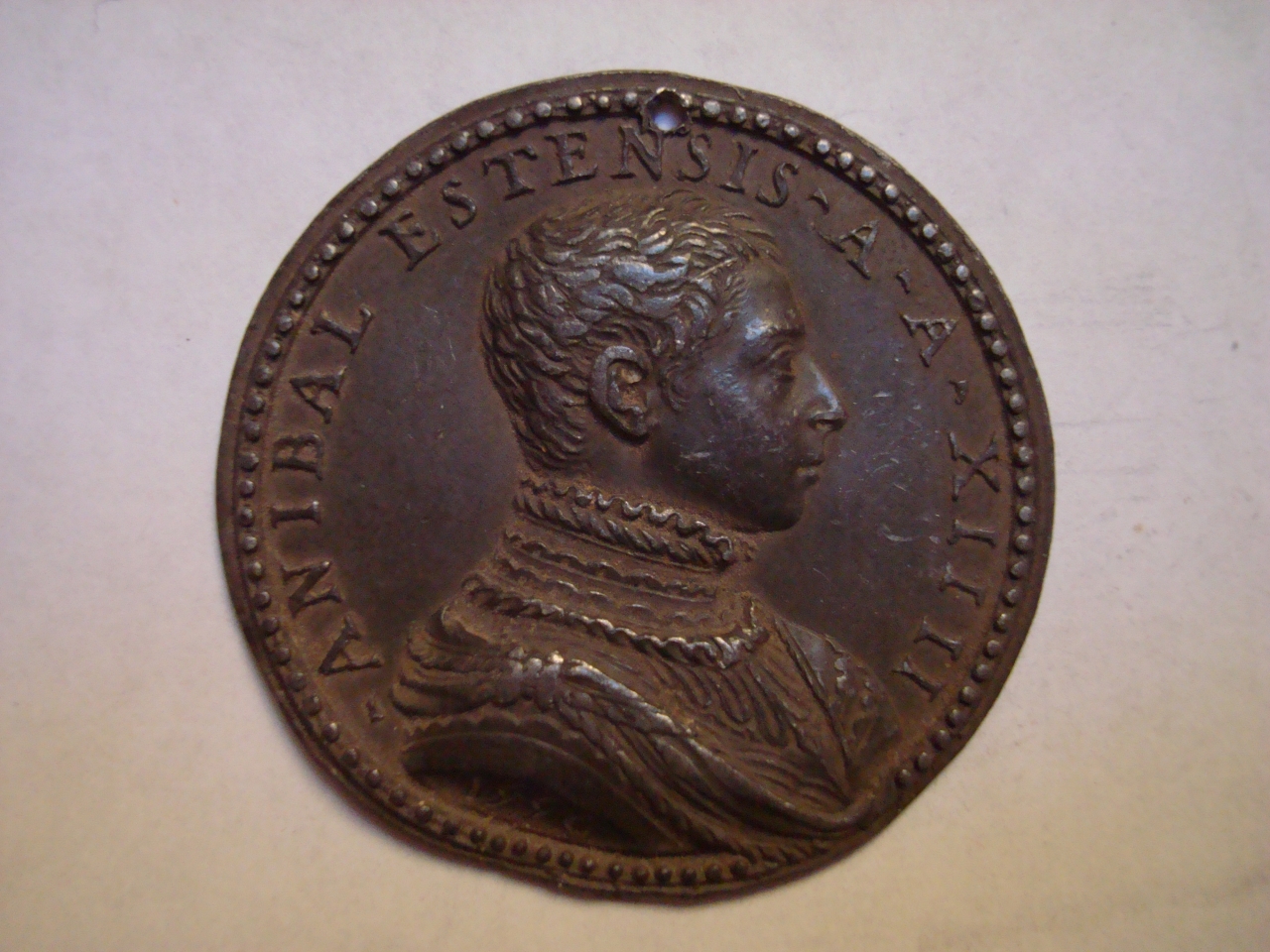 ritratto di Annibale d'Este (medaglia) di Pastorini Pastorino de' detto Pastorino da Siena (sec. XVI)