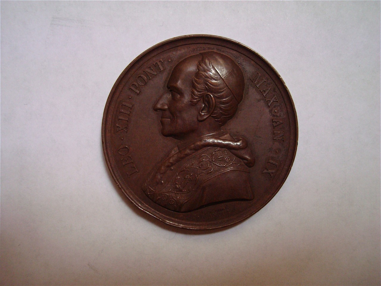 ritratto di Leone XIII (medaglia) di Bianchi Francesco (sec. XIX)