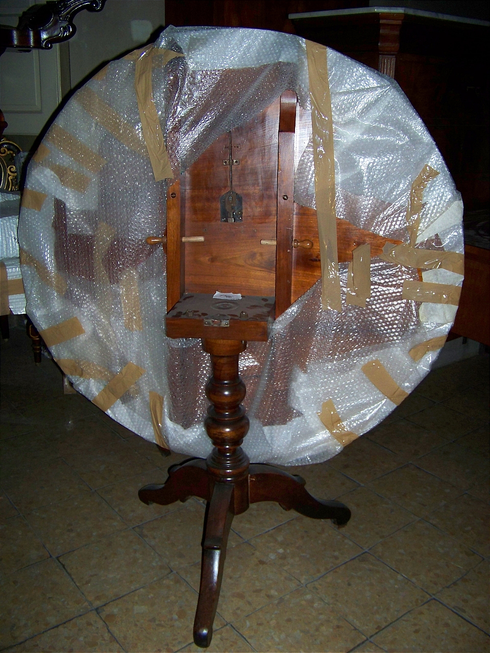 tavolo - produzione toscana (sec. XIX)
