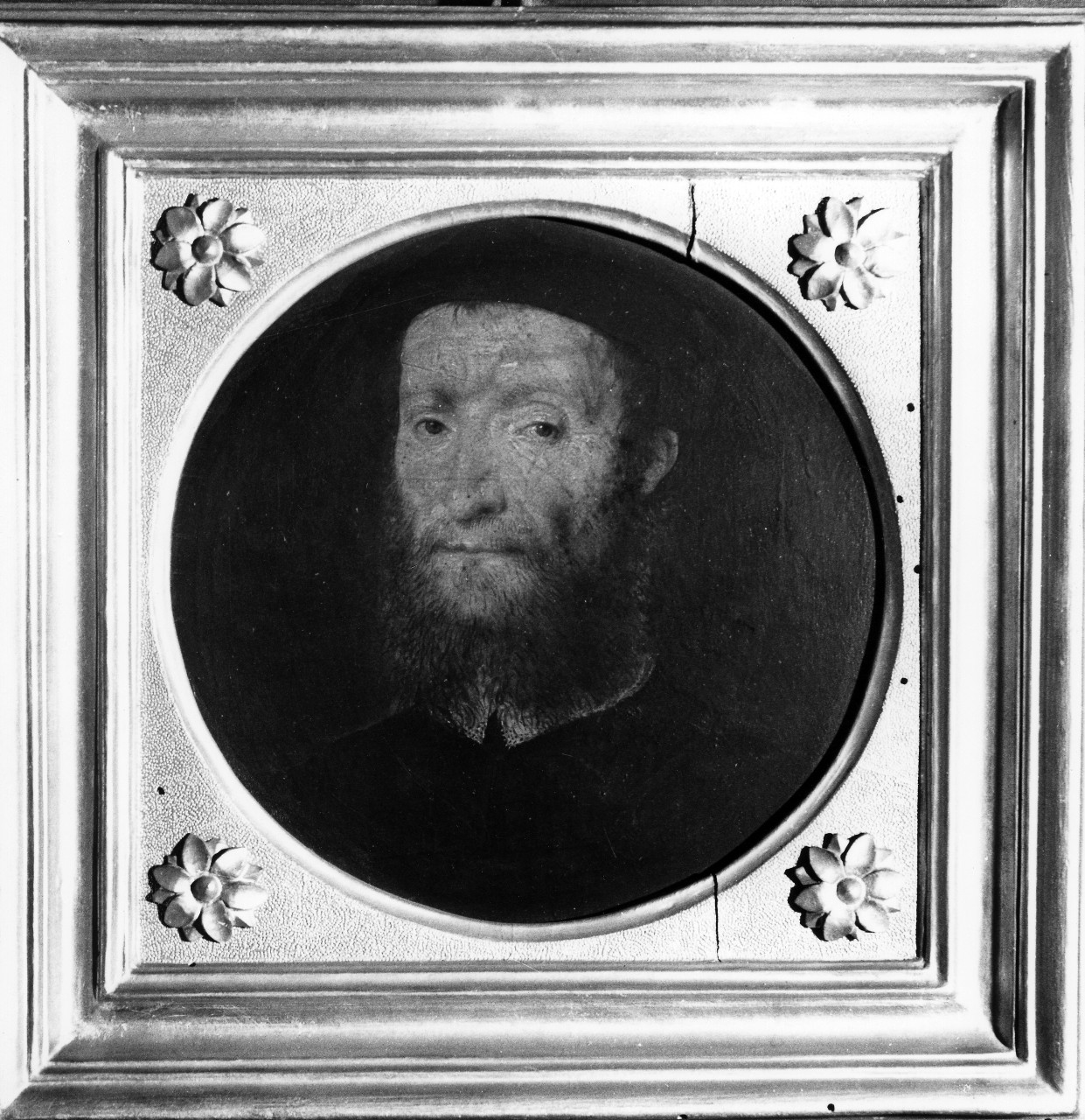 ritratto d'uomo con barba e berretto nero (dipinto) di Corneille de Lyon (cerchia) (sec. XVI)