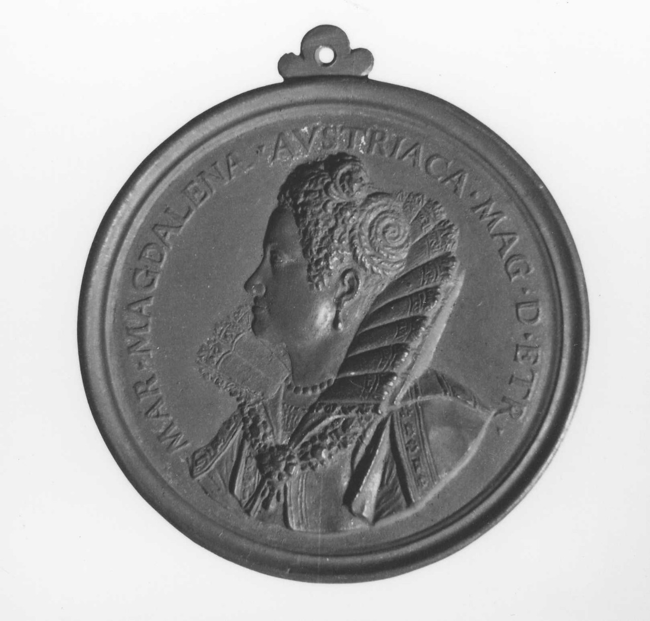 ritratto di Maria Magdalena von Habsburg; ramo di corallo in mare (medaglia) di Selvi Antonio, Vaggelli Bartolomeo (sec. XVIII)