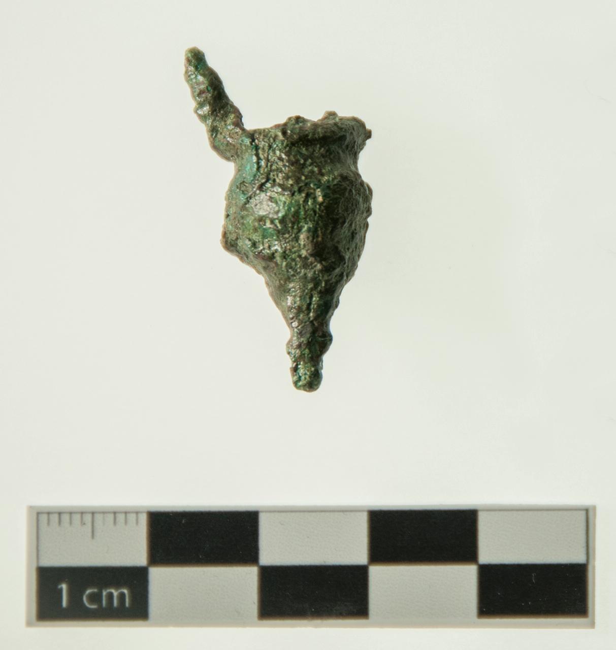 pendente, a secchiello con terminazione profilata tipo B - Veneti antichi / Cultura di Golasecca (Età del ferro)