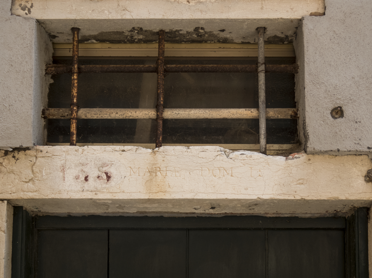 architrave di porta, serie - ambito veneziano 