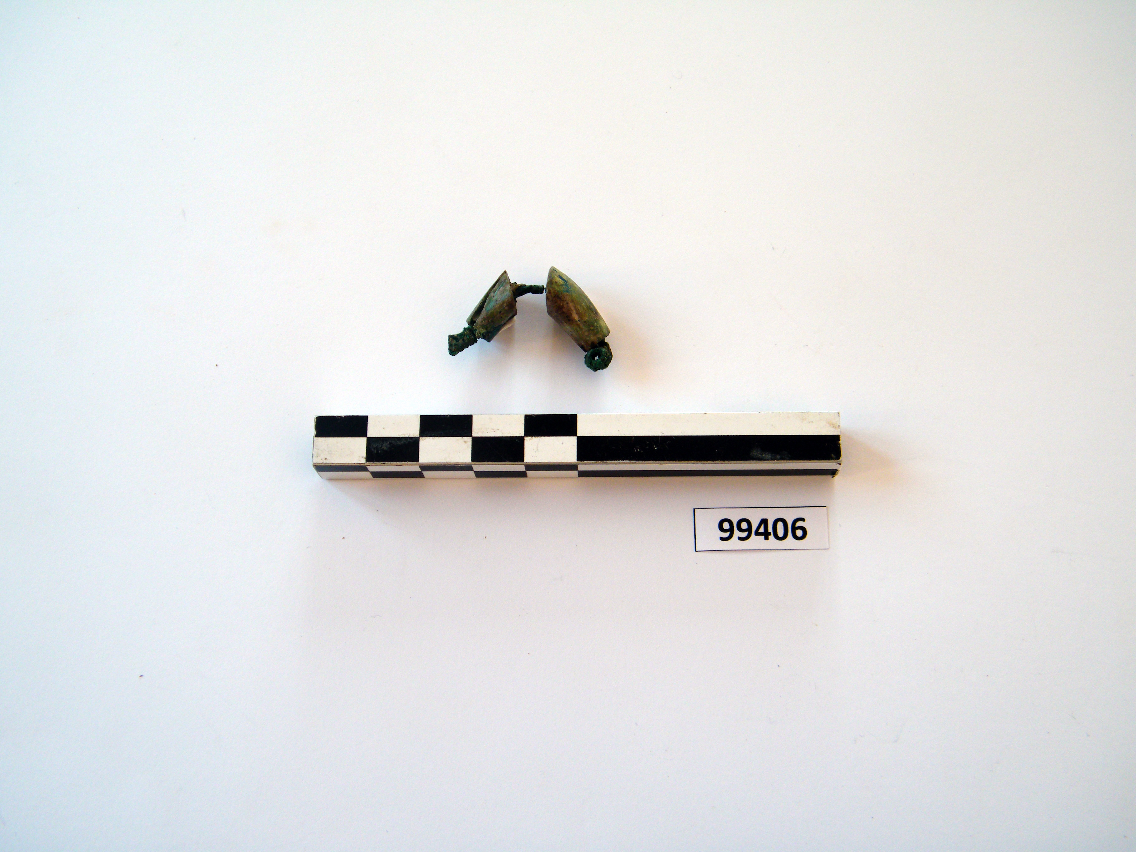 fibula/ frammenti, ad arco rivestito (sec. VI a.C)