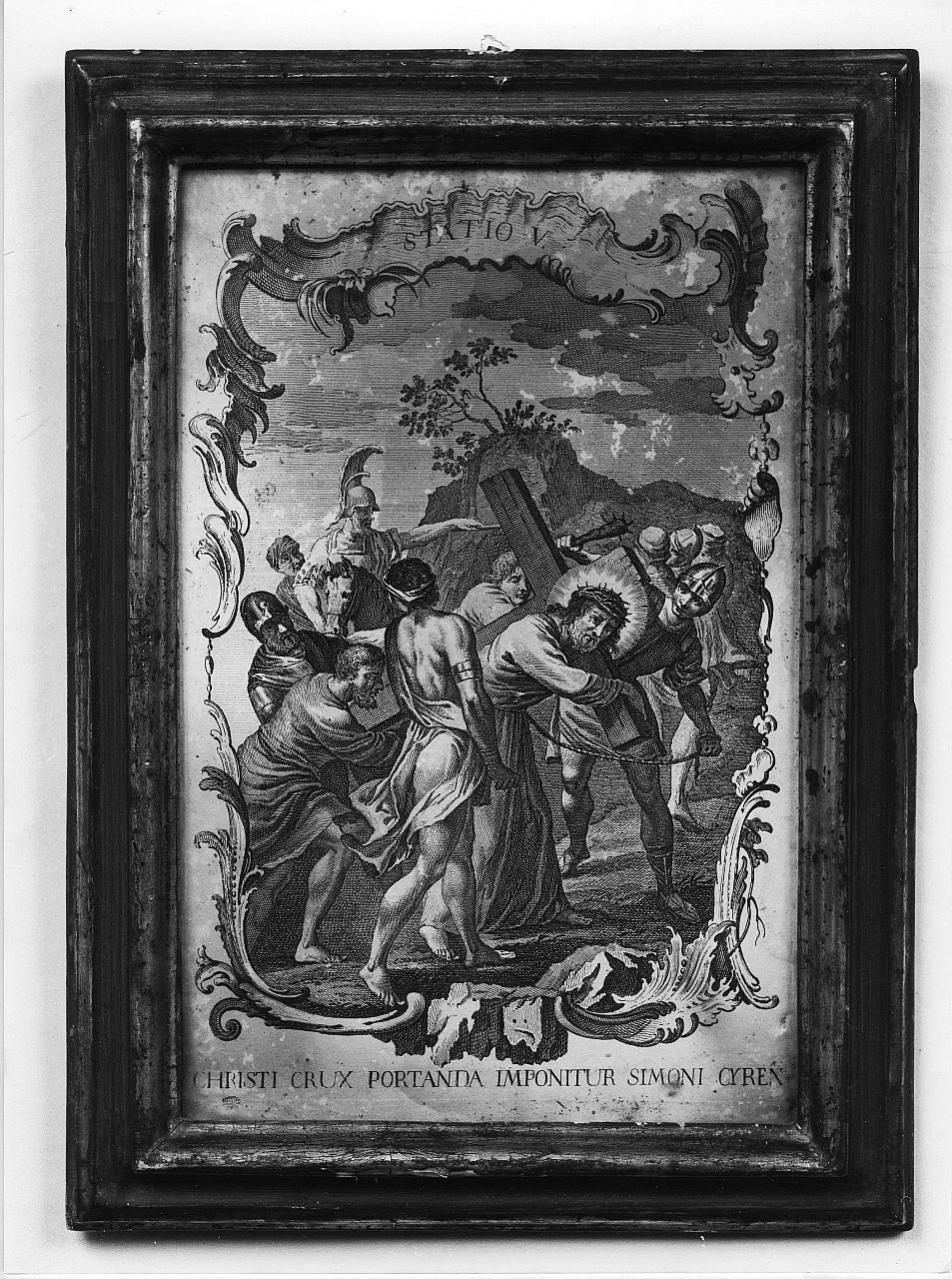 stazione V: Gesù aiutato da Simone il Cireneo a portare la croce (stampa) - ambito toscano (sec. XVIII)