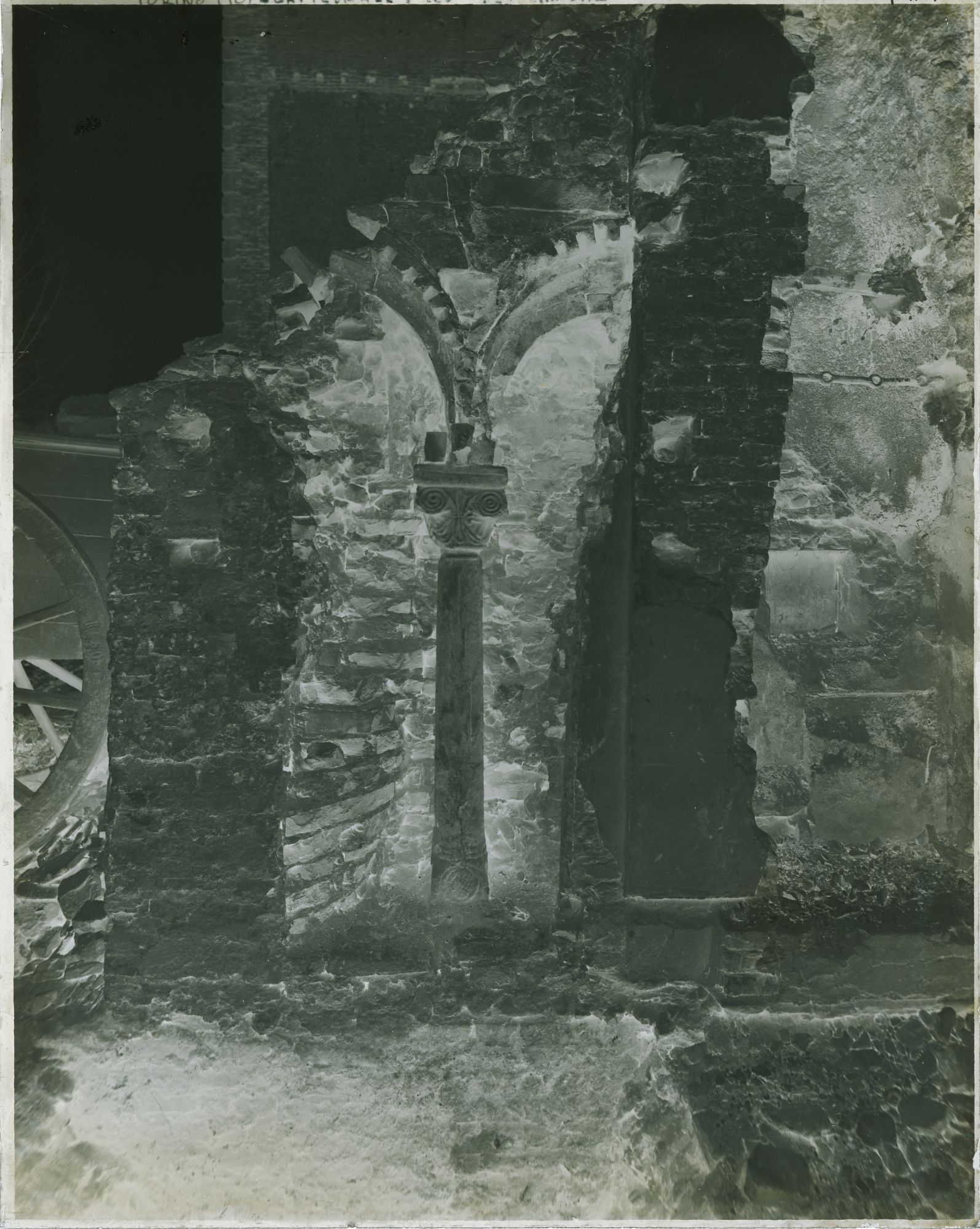 Piemonte - Architetture - Elementi architettonici - Archeologia - Scavi - Demolizioni (negativo) di Germano, Ottavio (attr) (fine XIX)