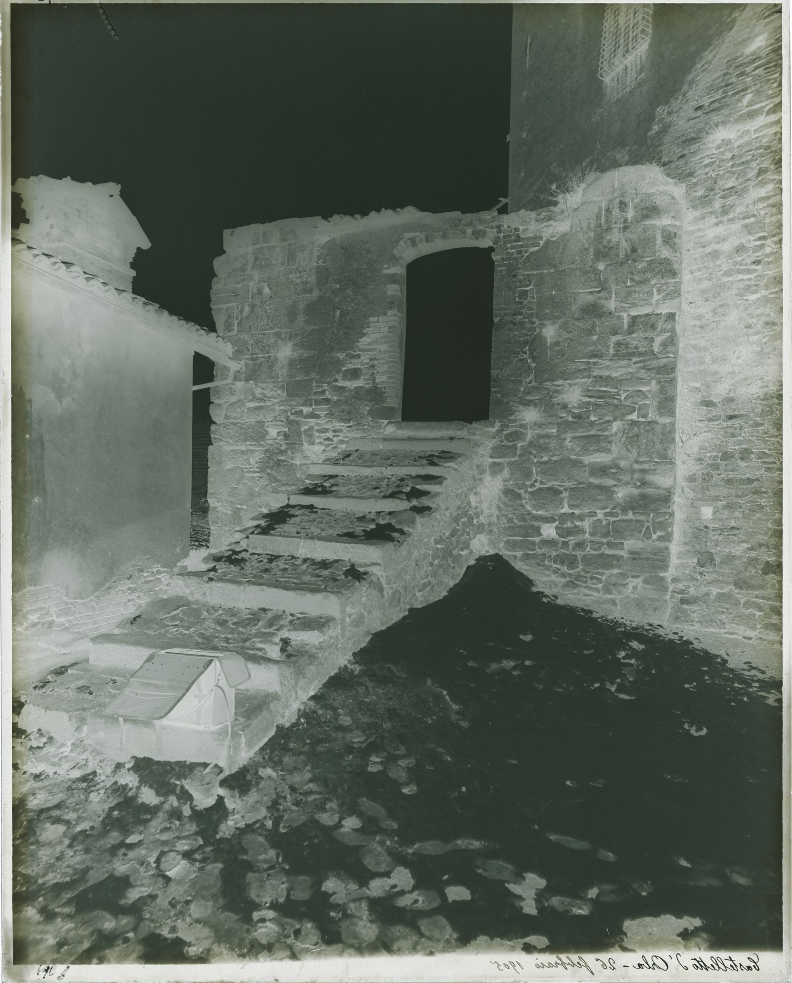 Castelletto d'Orba - Castello già degli Adorno (negativo) di Ufficio Regionale per la Conservazione dei Monumenti del Piemonte e della Liguria (attr) (inizio XX)
