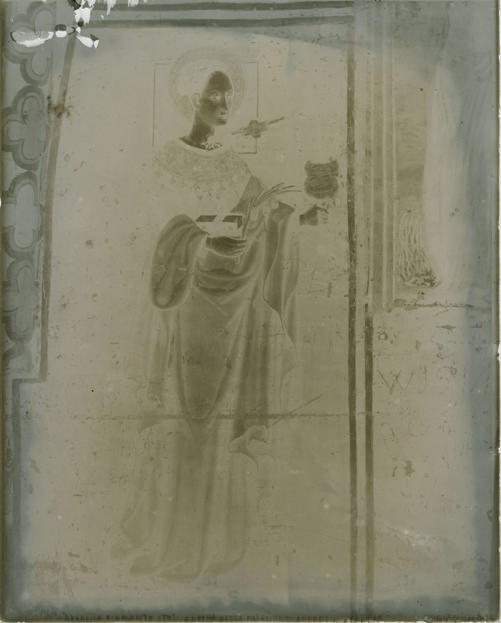 Piemonte - Architetture - Chiese - Opere d'arte - Affreschi - Dux Aymo (negativo) di Soprintendenza ai Monumenti del Piemonte e della Liguria (attr) (inizio XX)