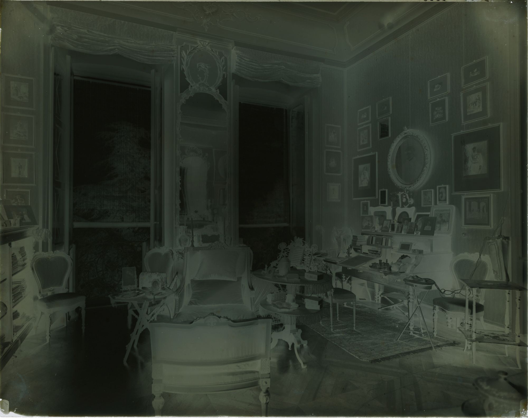 Agliè - Castello Ducale (negativo) di Regia Soprintendenza all'Arte Medievale e Moderna e della Regia Galleria Sabauda di Torino (attr) (secondo quarto XX)