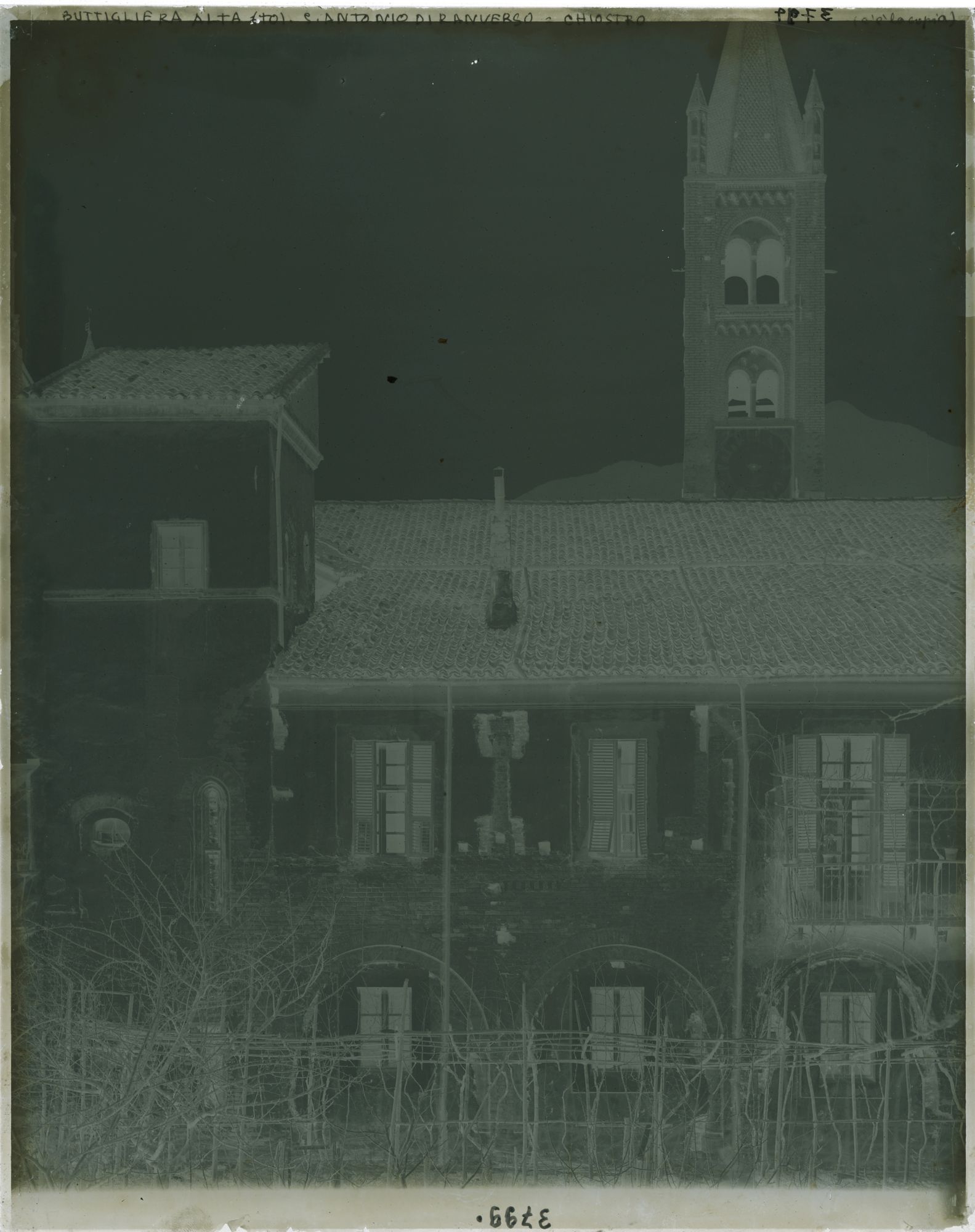 Piemonte - Architetture - Abbazie - Chiese - Restauri (negativo) di Soprintendenza ai Monumenti del Piemonte e delle Liguria (attr) (primo quarto XX)