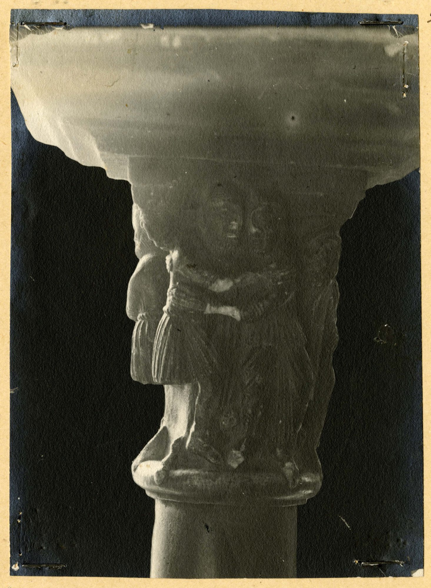 Valle d'Aosta - Elementi architettonici - Capitelli (positivo) di Germano, Ottavio (attr) (fine/ inizio XIX/ XX)