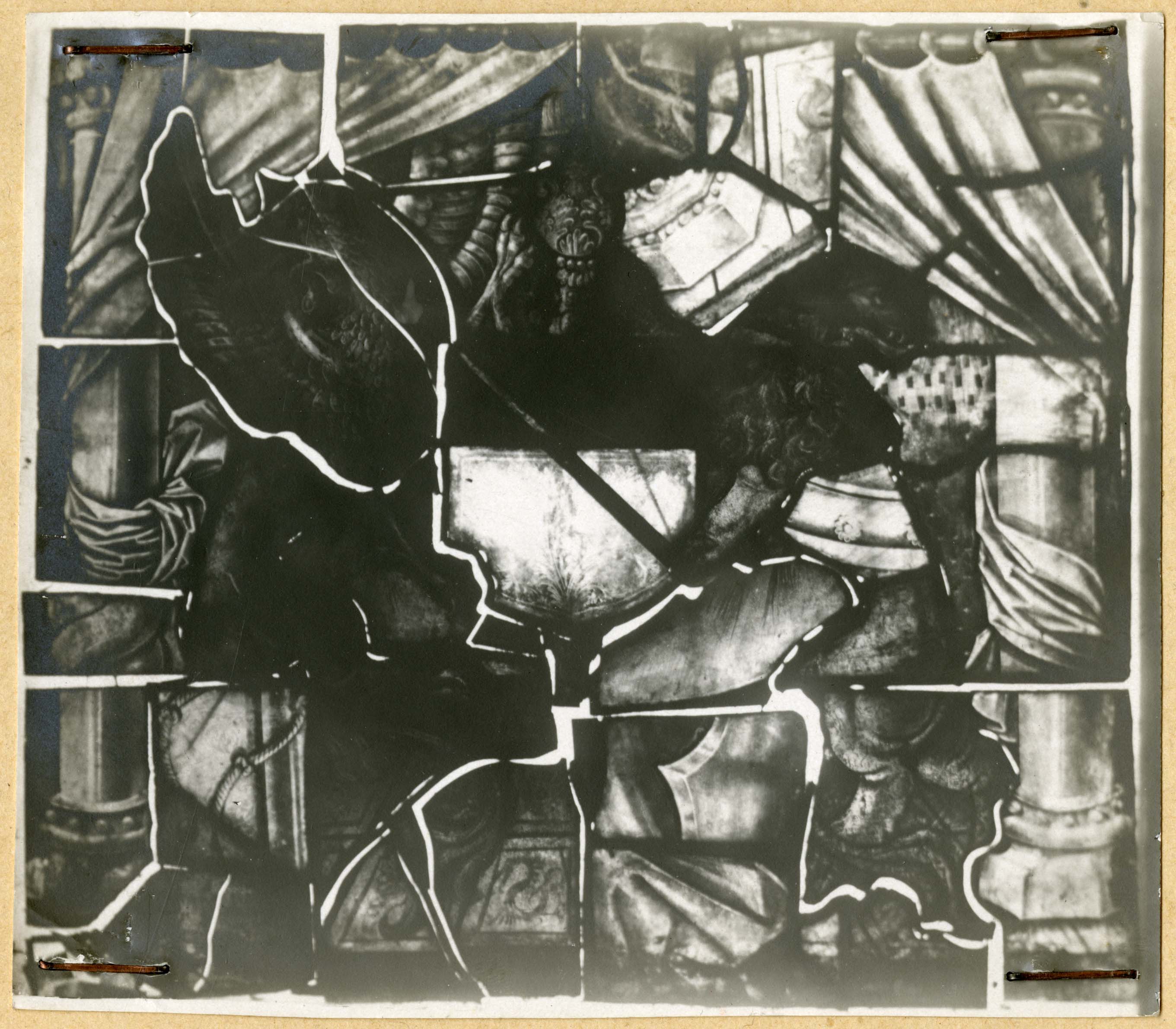 Valle d'Aosta - Opere d'arte - Vetrate artistiche (positivo) di Regia Soprintendenza all'Arte Medievale e Moderna e della Regia Galleria Sabauda di Torino (collaboratore) (prima metà XX)