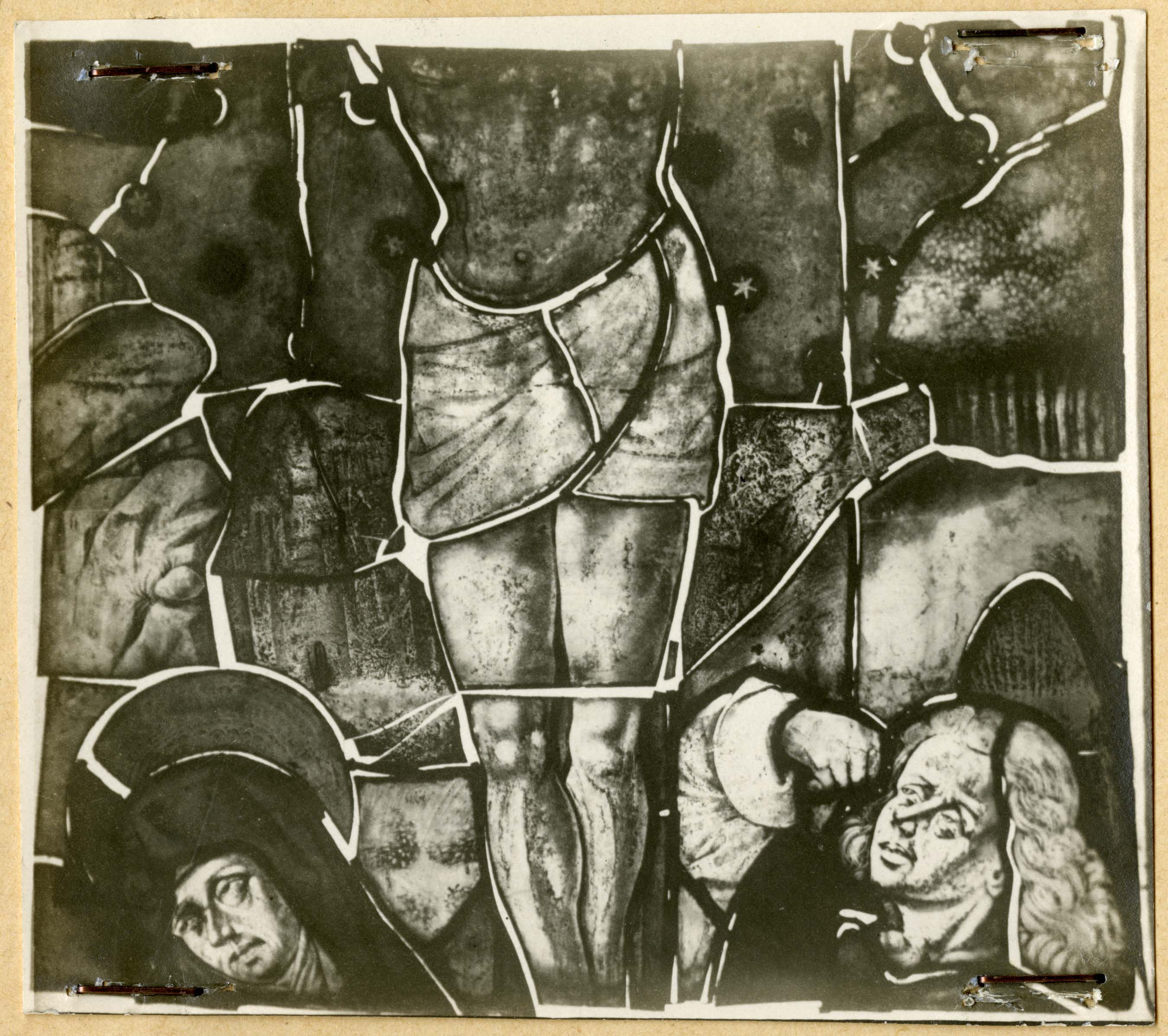 Valle d'Aosta - Opere d'arte - Vetrate artistiche (positivo) di Regia Soprintendenza all'Arte Medievale e Moderna e della Regia Galleria Sabauda di Torino (collaboratore) (prima metà XX)