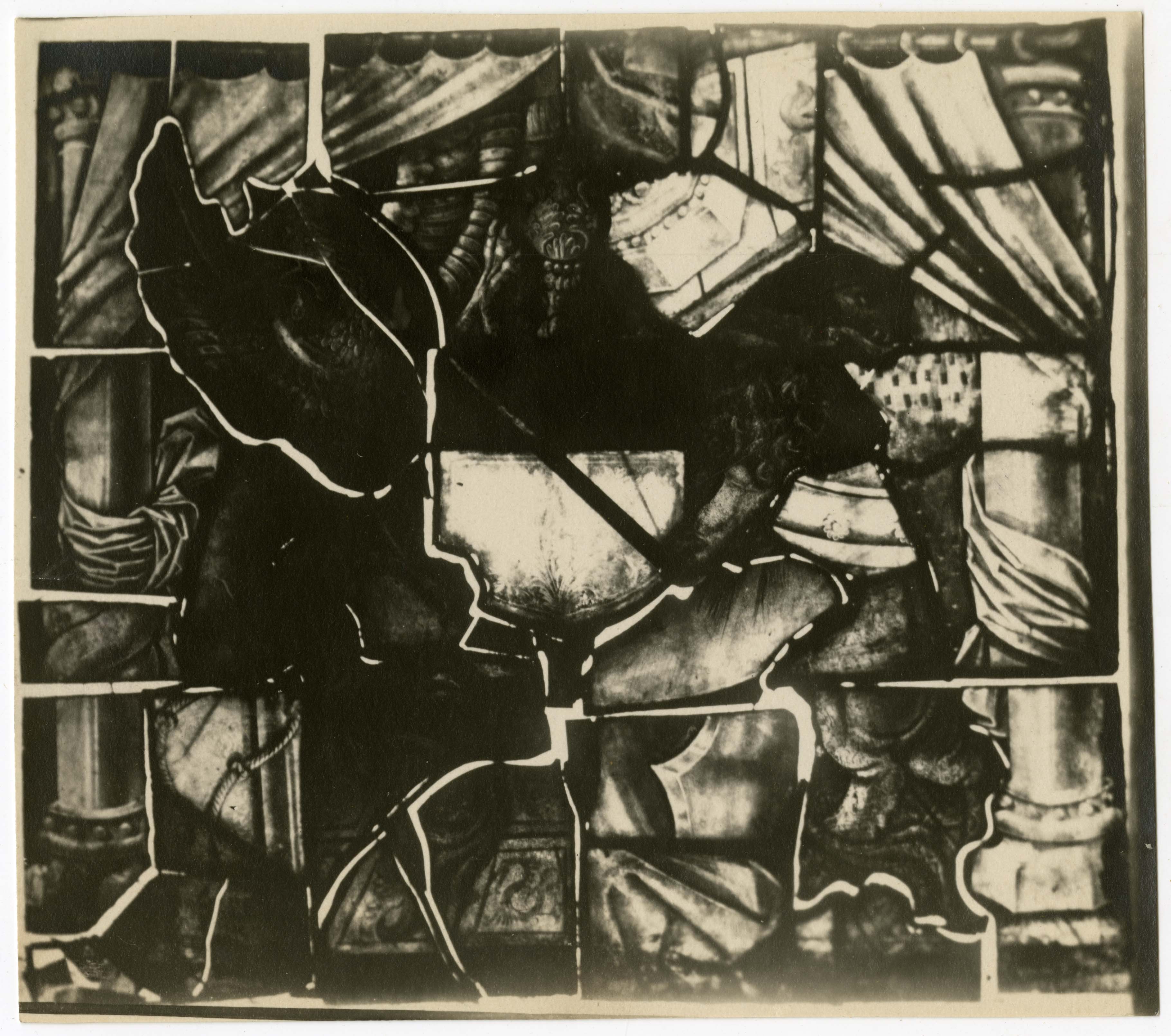 Valle d'Aosta - Opere d'arte - Vetrate artistiche (positivo) di Regia Soprintendenza all'Arte Medievale e Moderna e della Regia Galleria Sabauda di Torino (collaboratore) (prima metà XX)