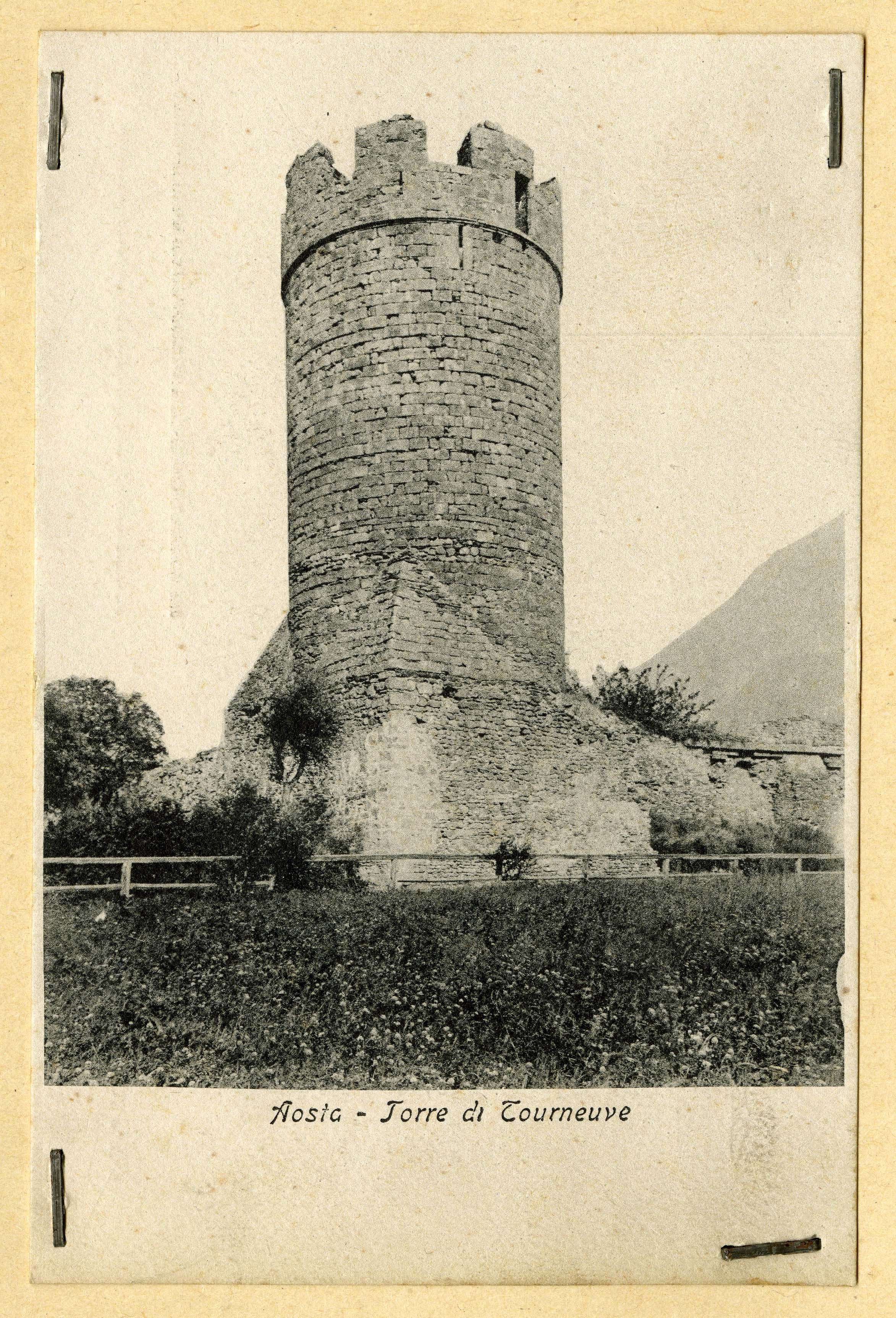 Valle d'Aosta - Architettura militare - Fortificazioni - Torri (positivo) di Anonimo aostano (inizio XX)